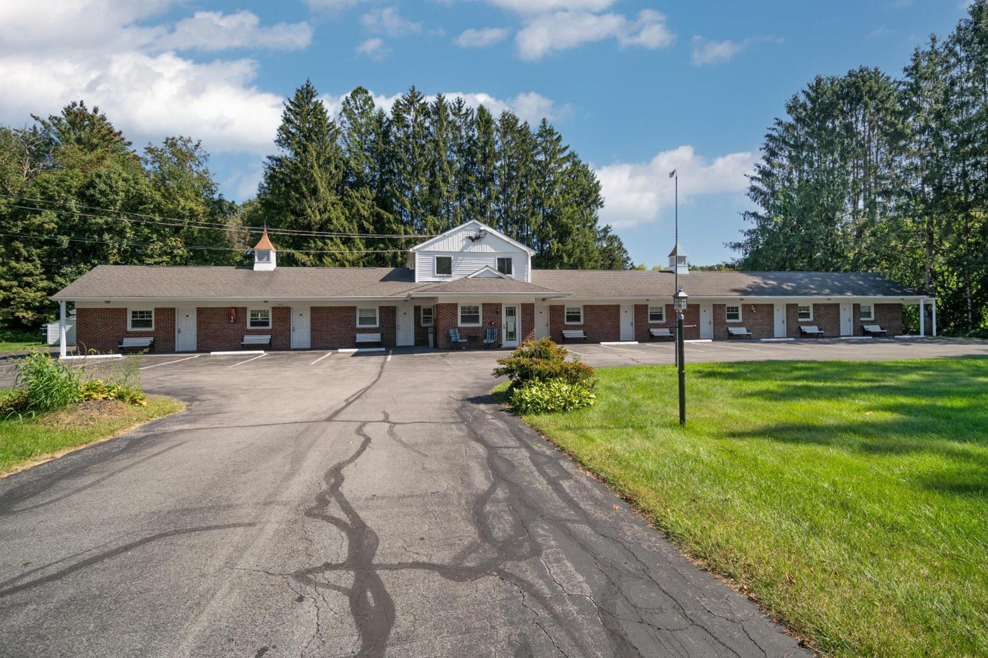 Birches Motel 萨拉托加斯普林斯 外观 照片